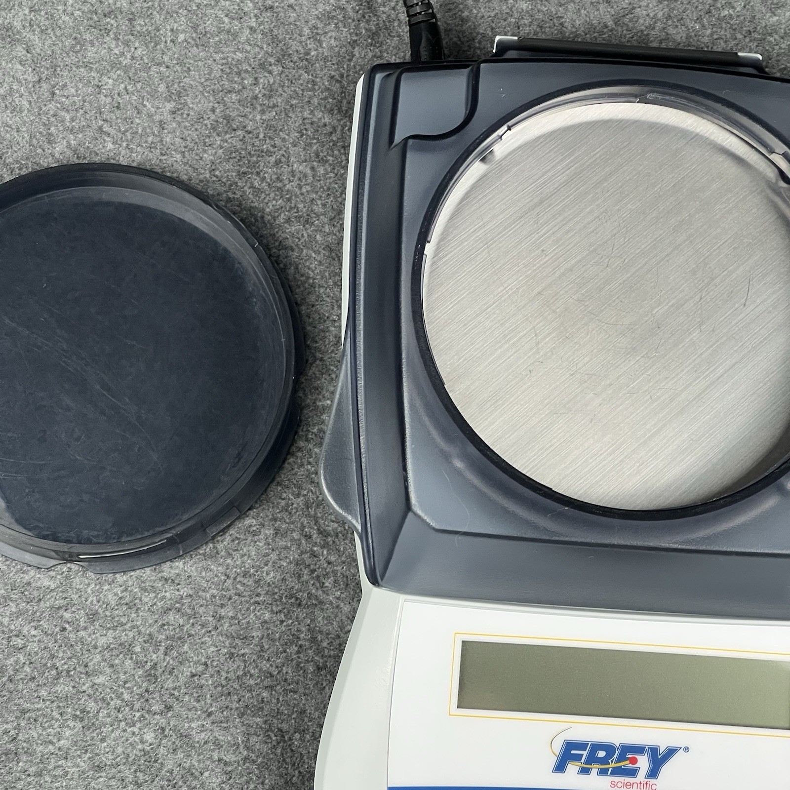 Frey Scientific Electronic Balance 500g Capacity D= 0.1g 10C To 40C SLY501