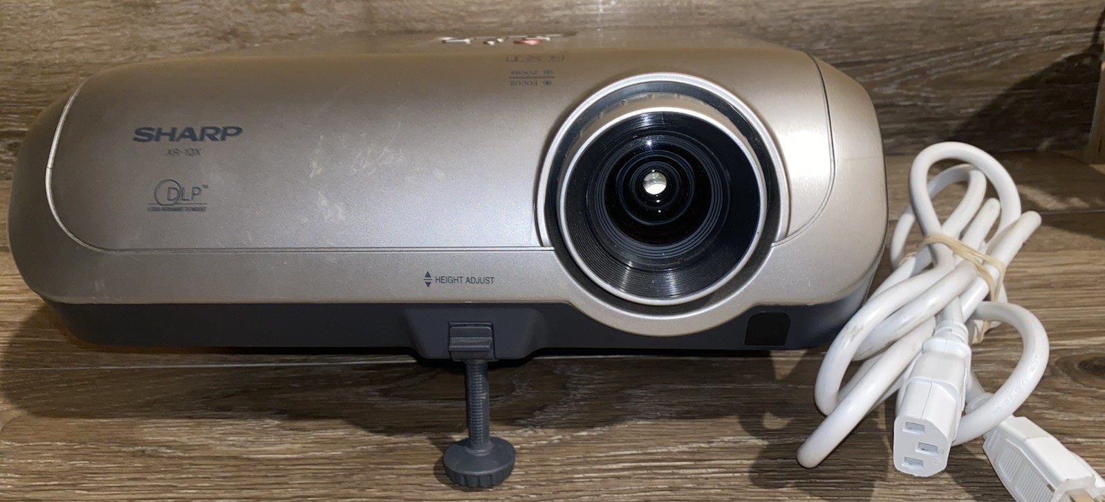 Sharp Notevision XR-10X DLP Multimedia Projector