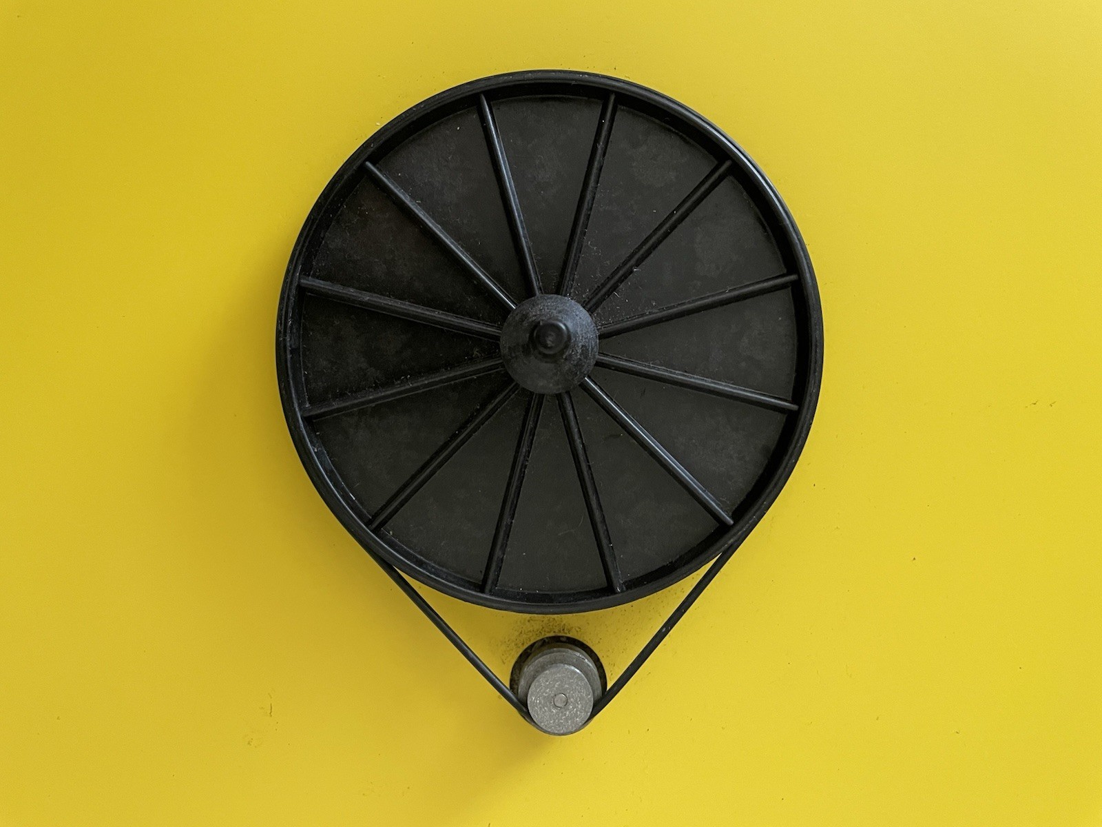 Rega P3 Turntable Yellow missing lid