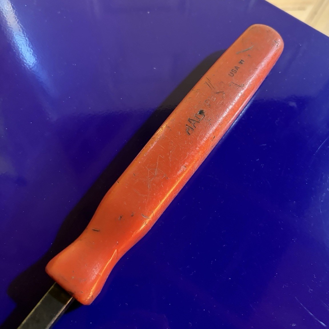 Mac USA pb18r Flat Pry Bar Steel Plastic Orange Handle Single Piece