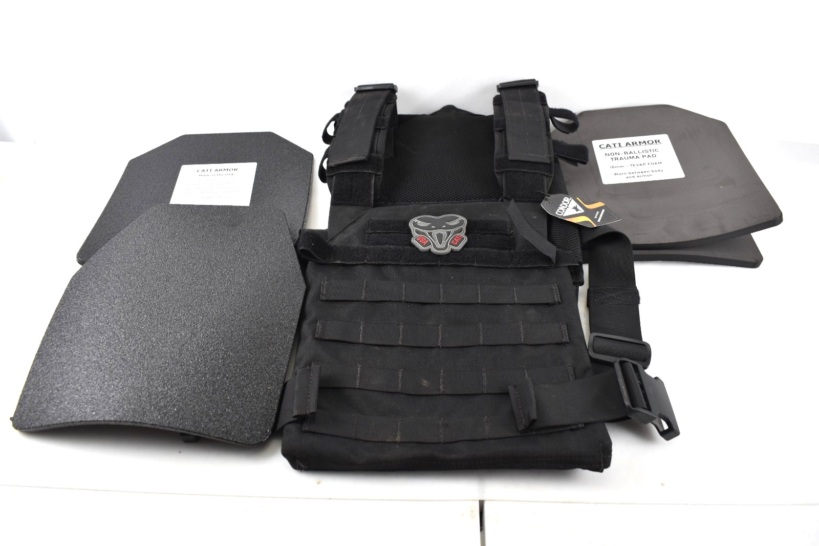CATI 10X12 LEVEL RF2 3 LW SAPI SHAPE AR500 ARMOR PLATES With Carrier & Pads