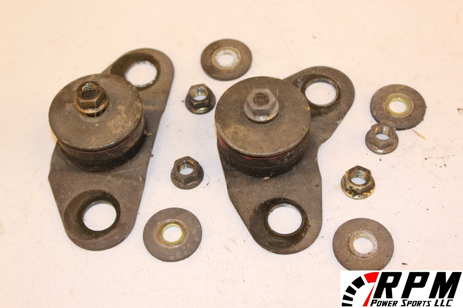 yamaha 85-89 phazer 1985 e OEM ENGINE MOTOR MOUNTS PAIR 80L-21418-00-00