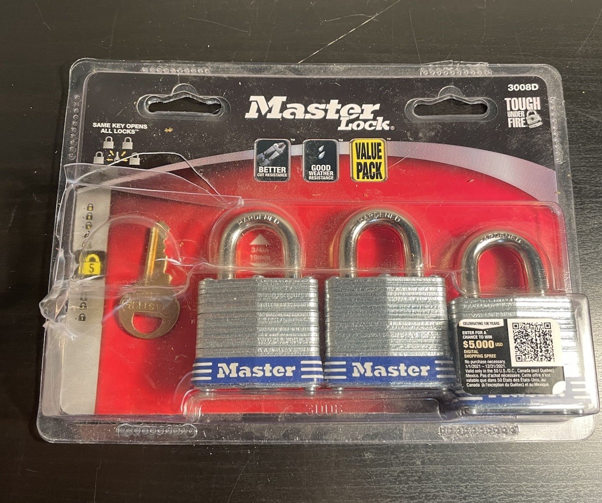 Master Lock 3008D Laminated Steel Padlock 1-1/2 - 1 Key Opens All 3 Locks
