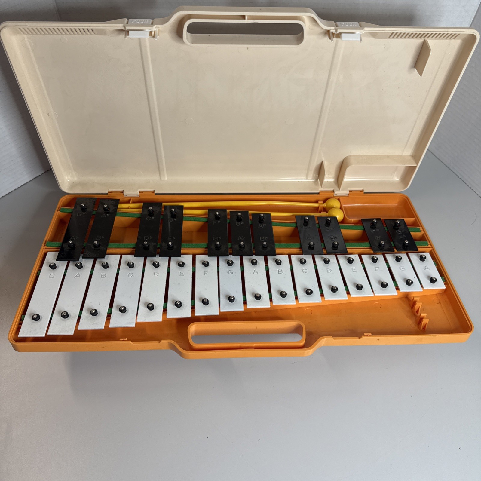 First Note Trophy Xylophone Glockenspiel Mallets Case Yellow 27 Note Percussion