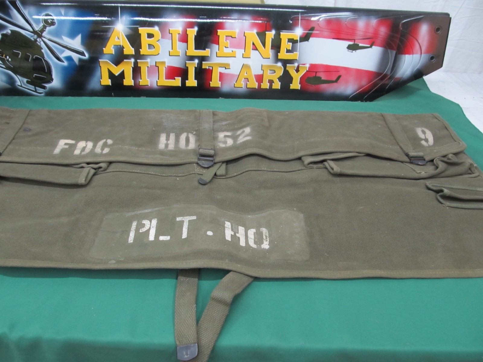 Vietnam Era US ARMY CW-206/GR Radio Antenna and accessory canvas Bag Olive Drab