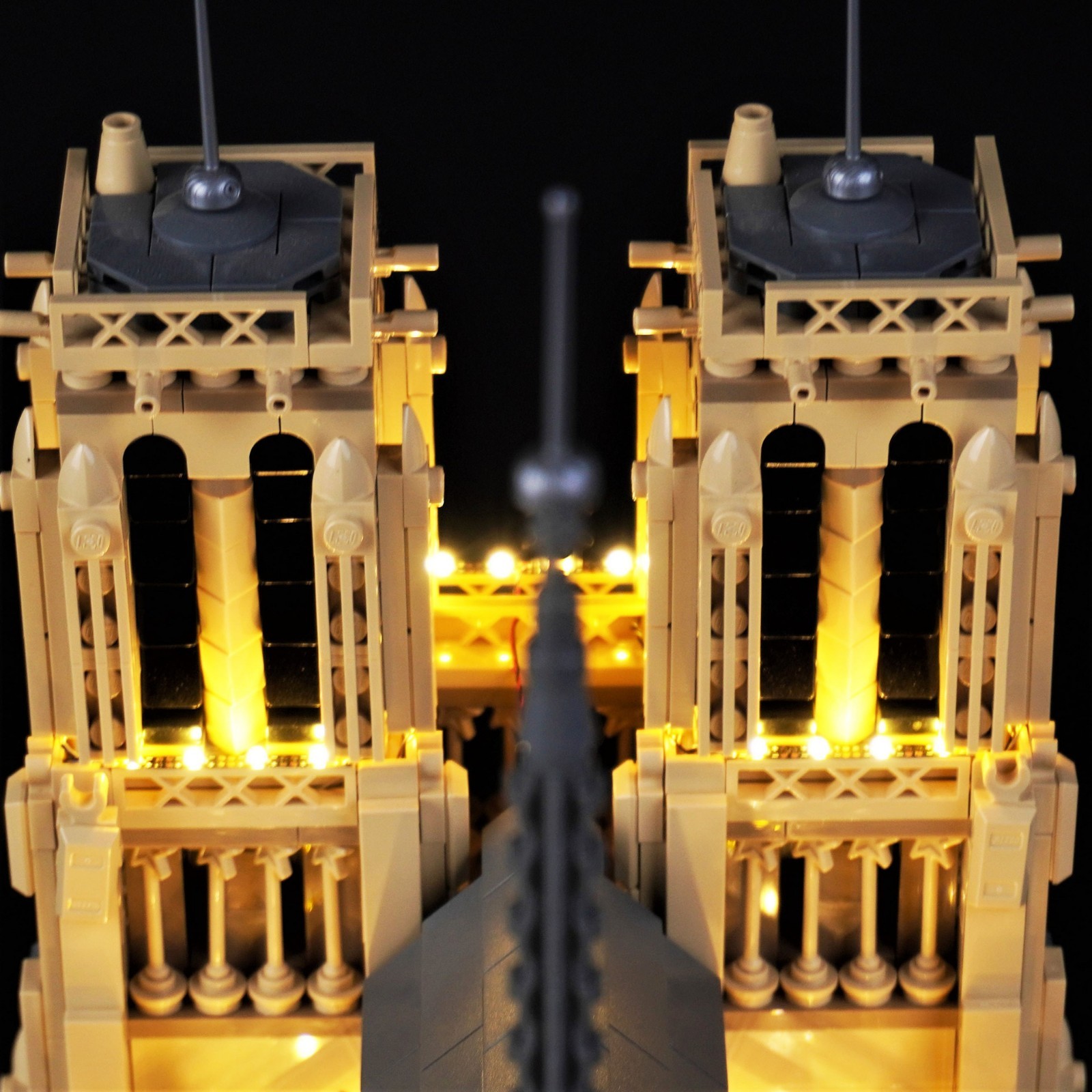LED Light Kit for Notre-Dame de Paris - Compatible with LEGO® 21061 (Remote)