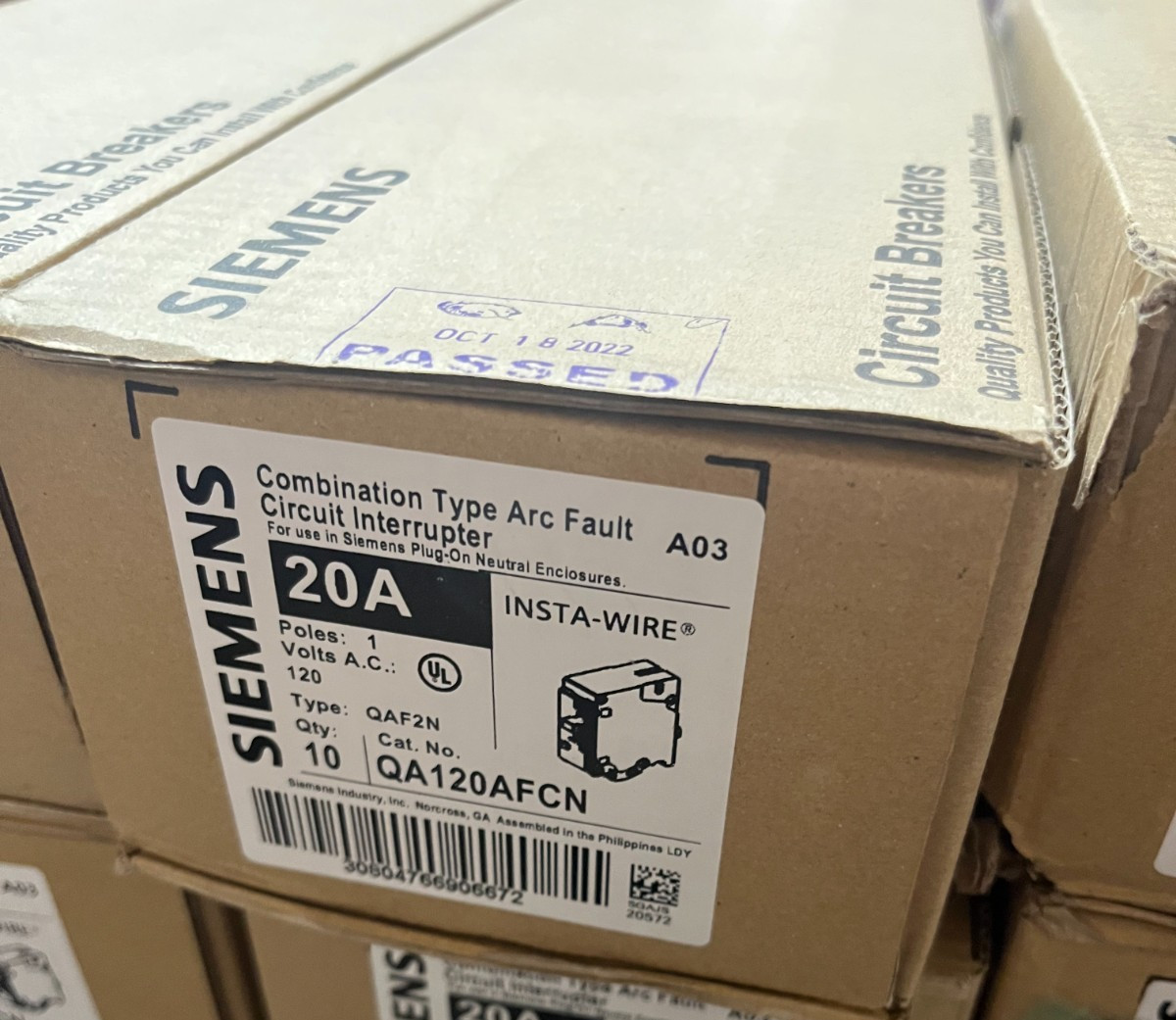 10 x  SIEMENS QA120AFCN PLUG ON NEUTRAL 20A AFCI ARC FAULT BREAKERS NEW IN BOX
