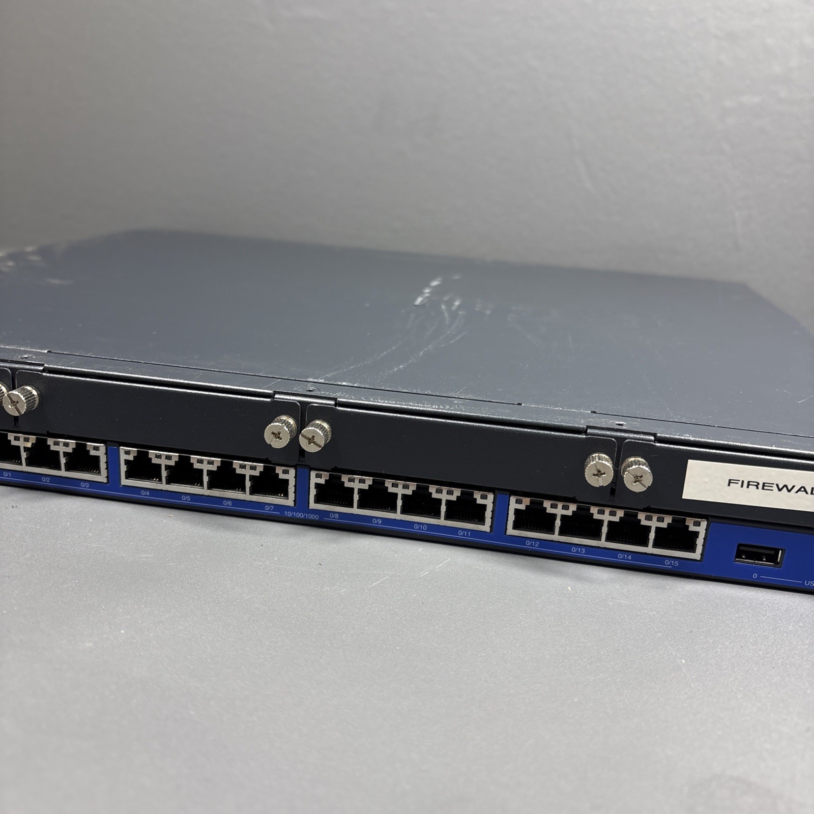 Juniper SRX240 Services Gateway Firewall Router VPN Appliance Untested