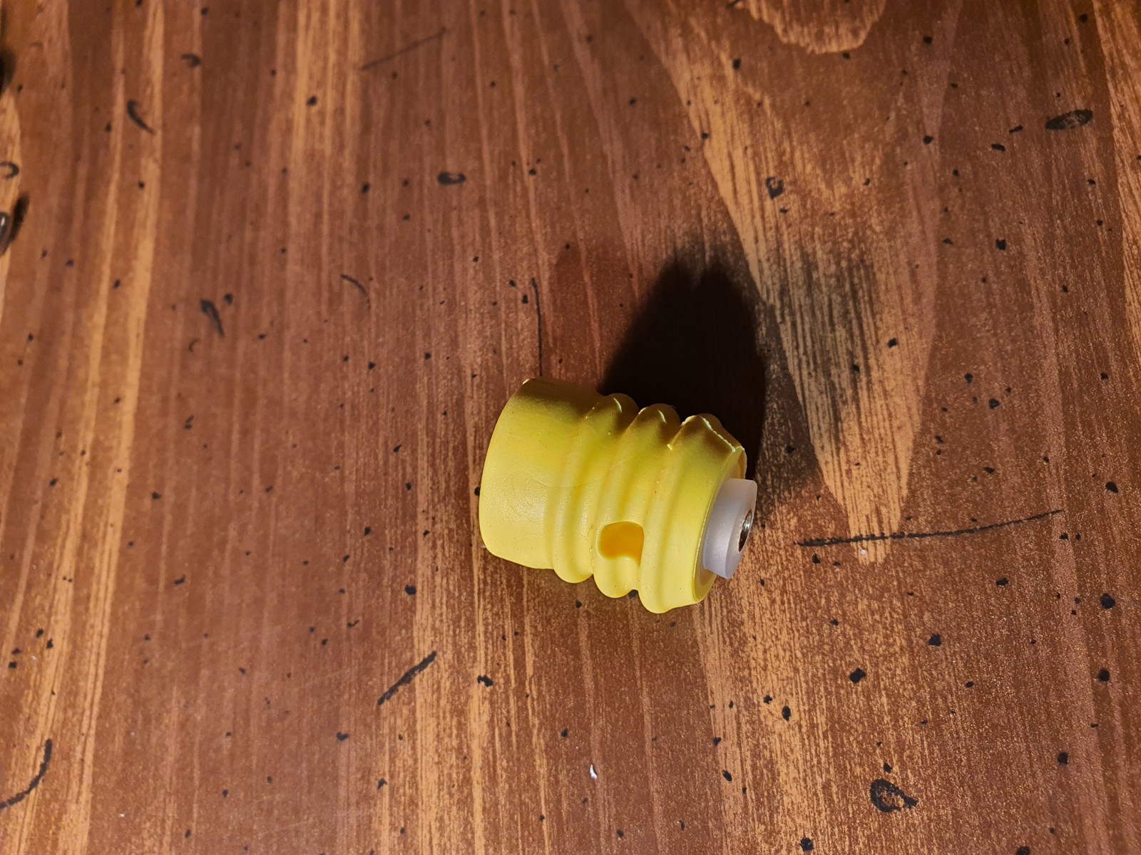 Hoyt Stealth Shot String Dampener Yellow