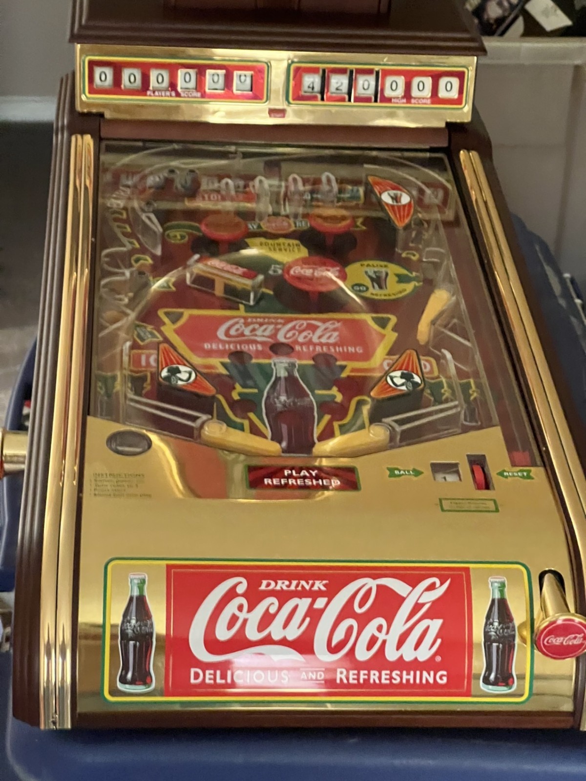 1996 Franklin Absolute Mint Condition Coca Cola Edition Ball Machine with Video