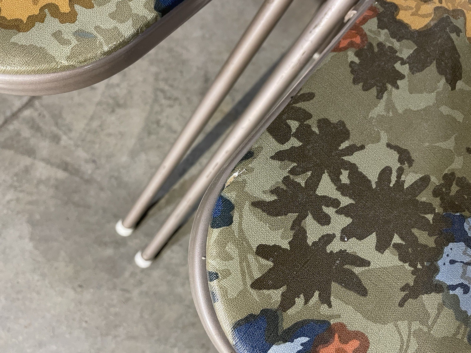 Samsonite 4 Folding Chair Set Padded Green Floral 1960s MCM Flower Power 1674