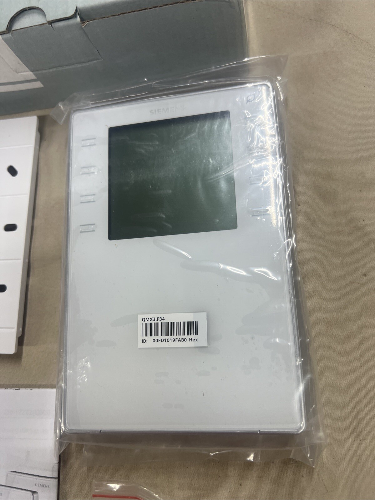 Siemens QMX3.P34 Temperature Sensor