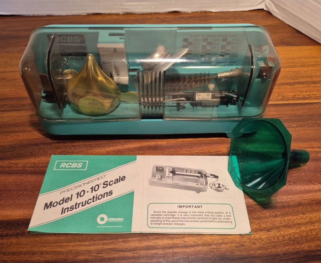 Vtg RCBS Model 10-10 Reloading Beam Scale + Lee Priming Tool + RCBS Funnel