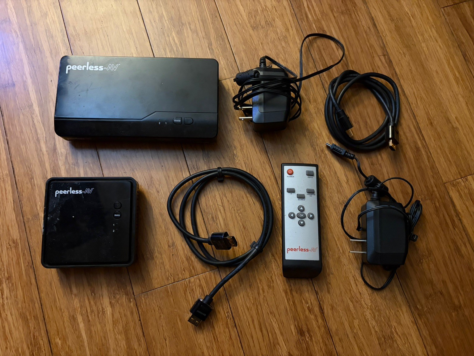 Peerless AV HDS-WHDI100T PeerAir Wireless HD Multimedia Transmitter / Receiver