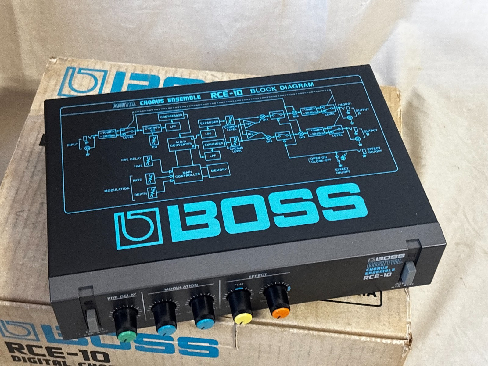 BOSS RCE-10 Digital Chorus Ensemble Vintage micro rack w/ box