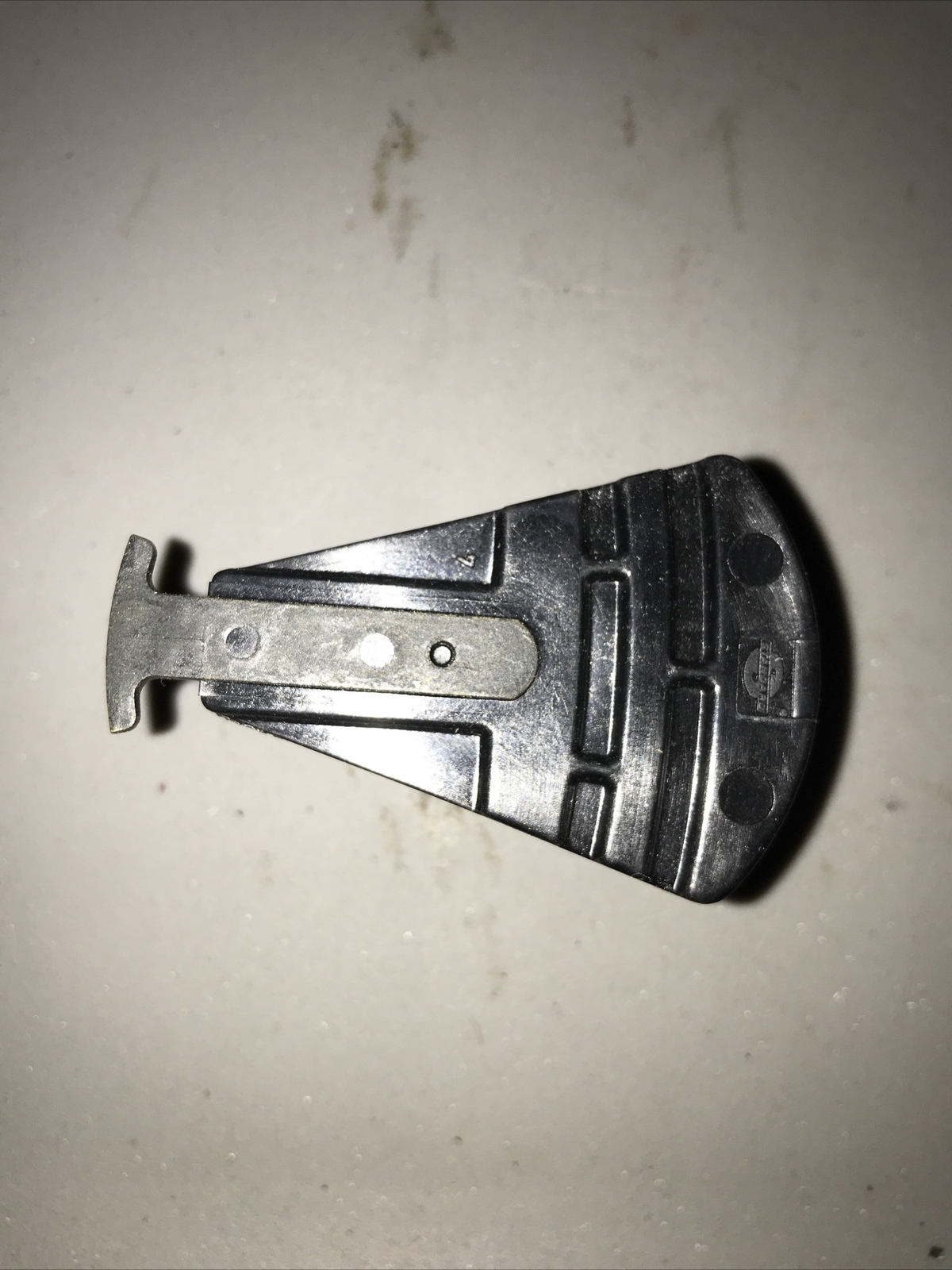 Standard JR101 Distributor Rotor Standard JR101