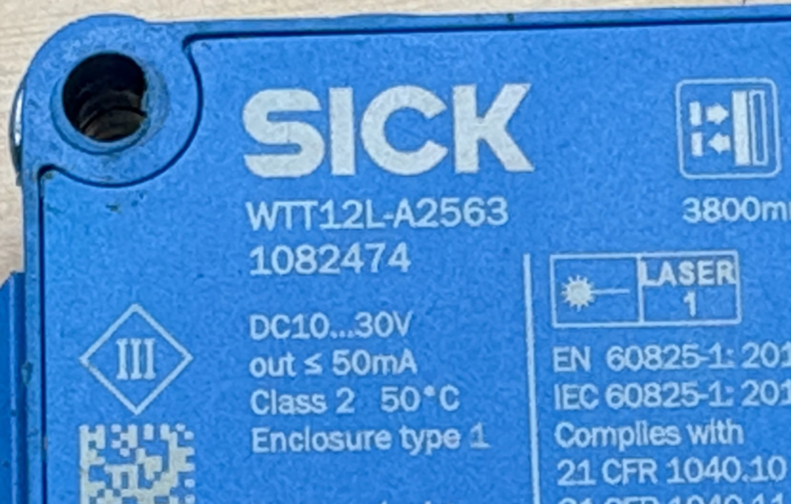 Sick WTT12L-A2563 PowerProx Laser Sensor, NPN / PNP, 1082474