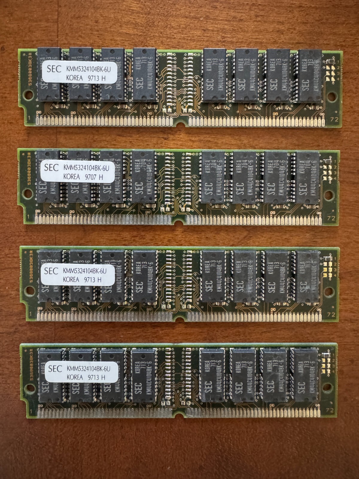 64MB (4 x 16MB) Page Frame RAM 72 pin SIMMs KMM5324104BK-6U Samsung Chips