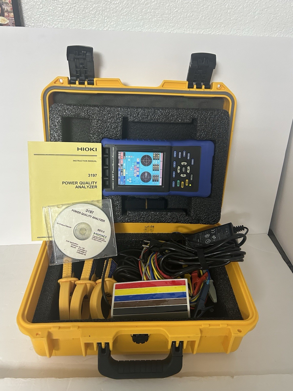 Hioki 3197 Three Phase HandHeld Power Quality Analyzer Meter