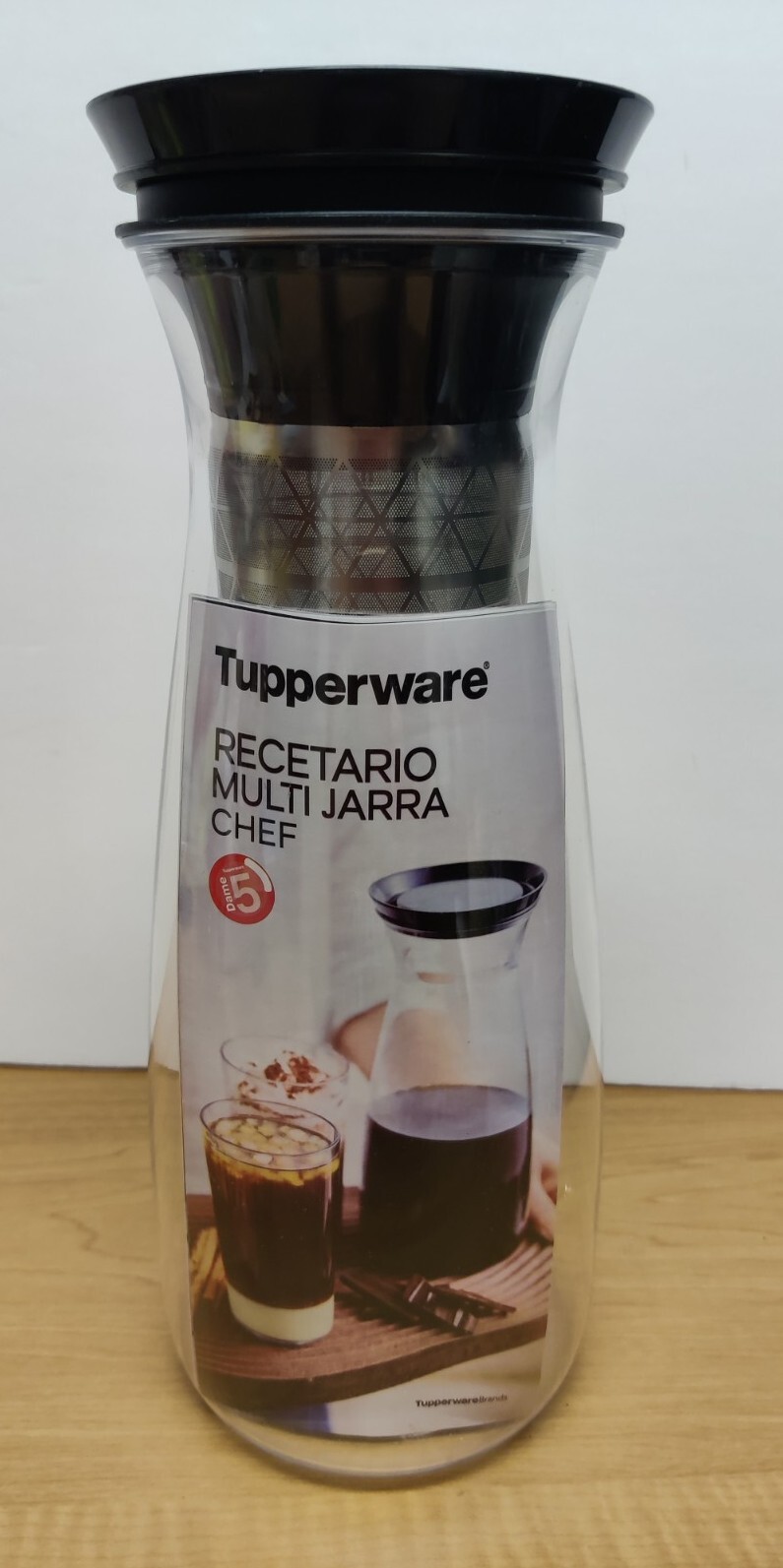 Tupperware Cold Brew Iced Coffee and Tea Carafe 1 1/4 Quart