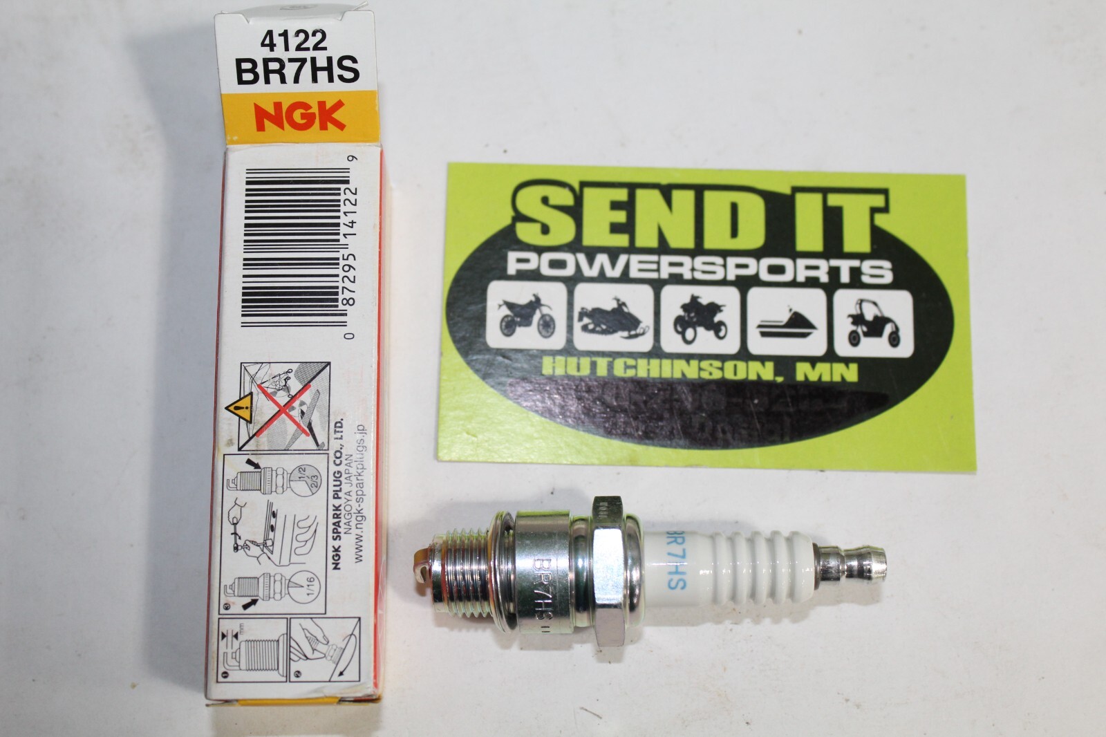 DSP NGK - 4122 - Spark Plugs, BR7HS