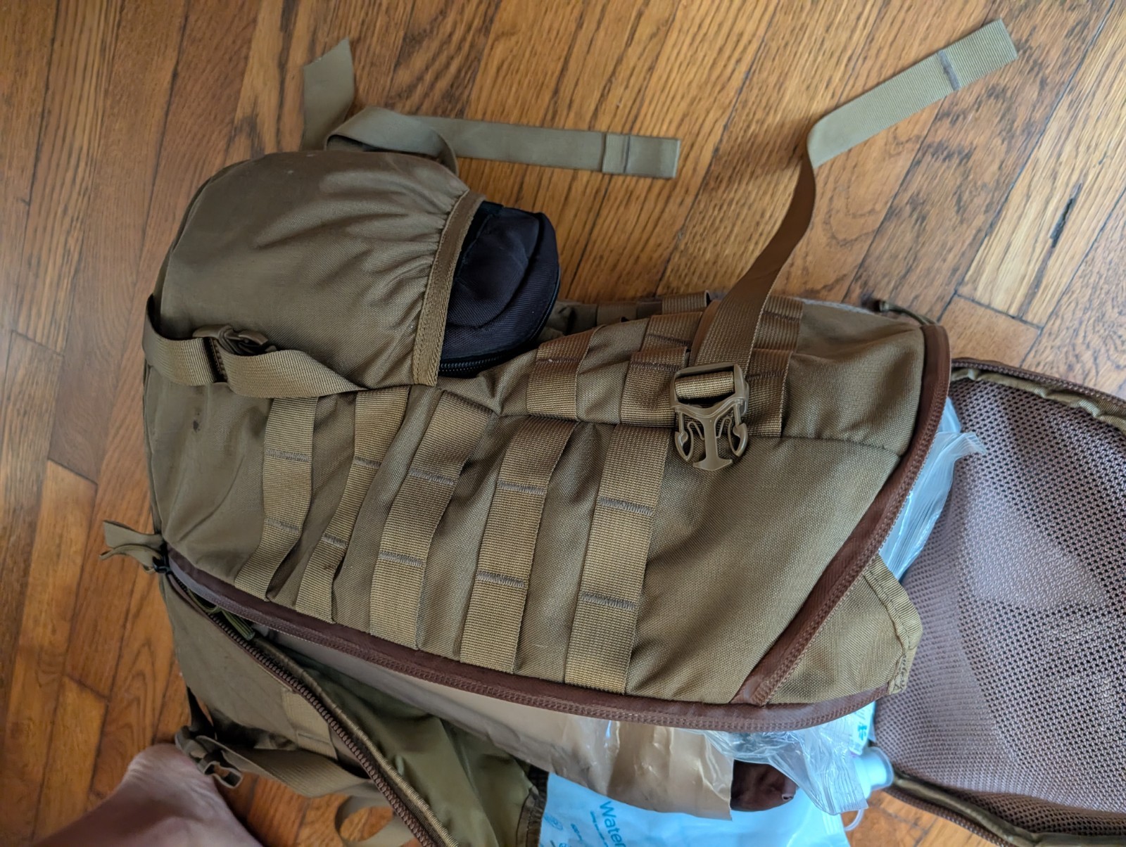 Mystery Ranch 2 Day Assault Pack Coyote SM/MD