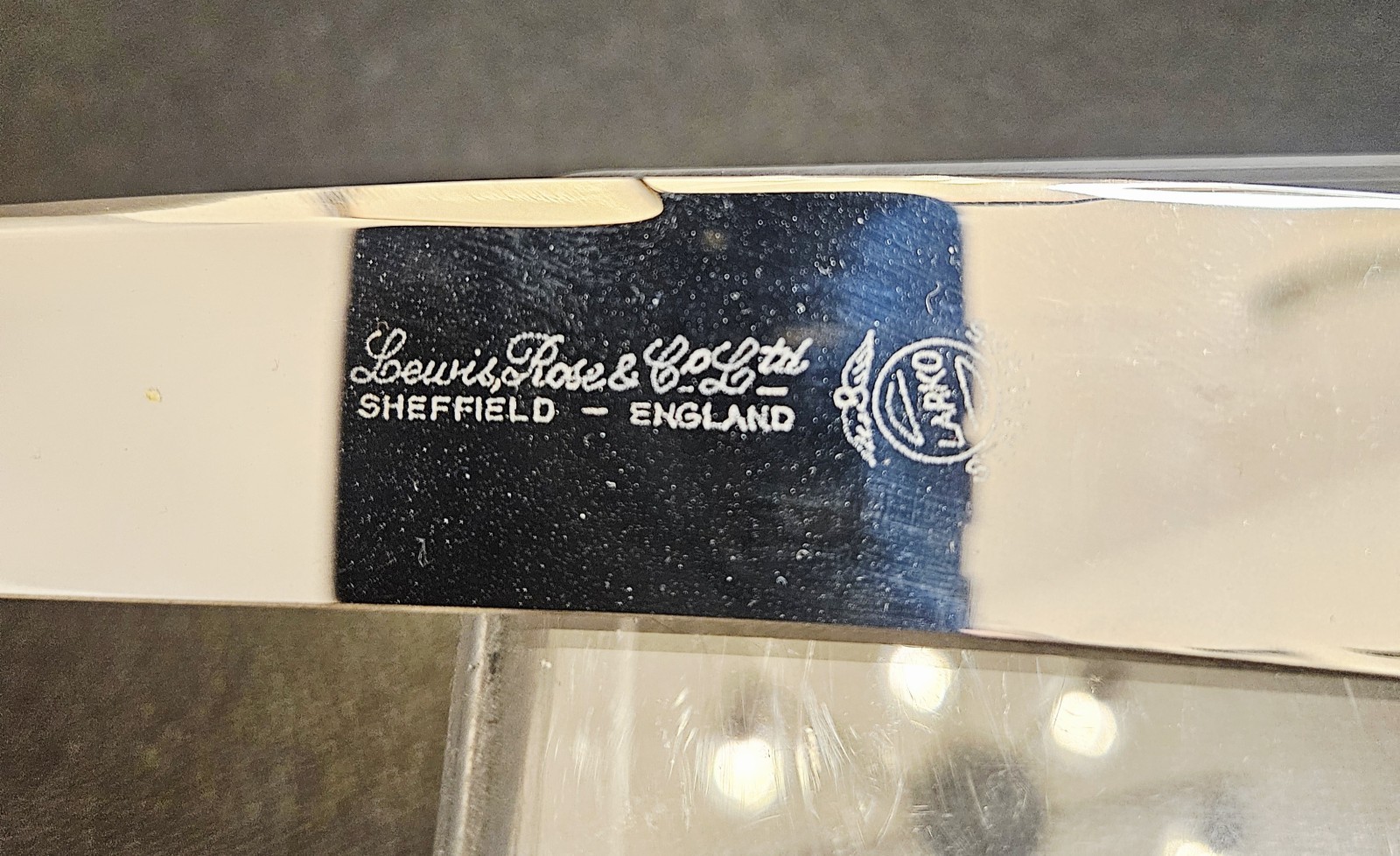 Lewis & Rose Carving Knife And Fork and Knife Sharpener (946)