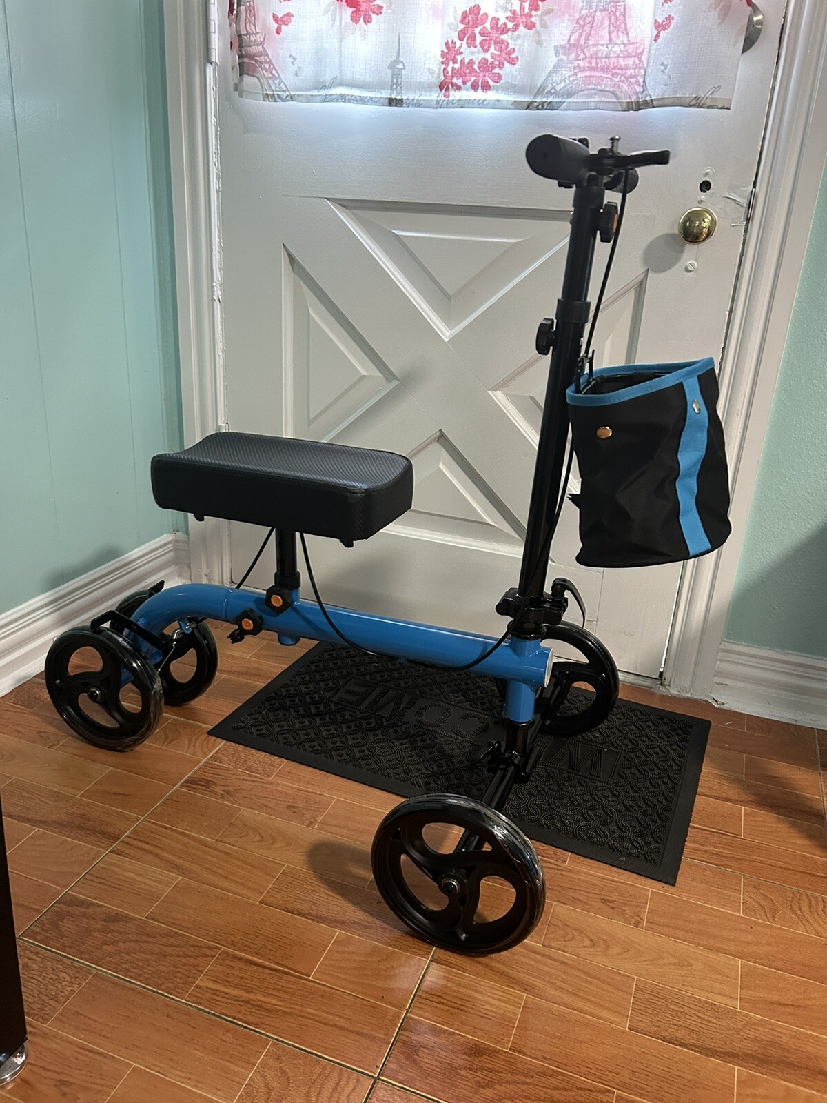 knee scooter