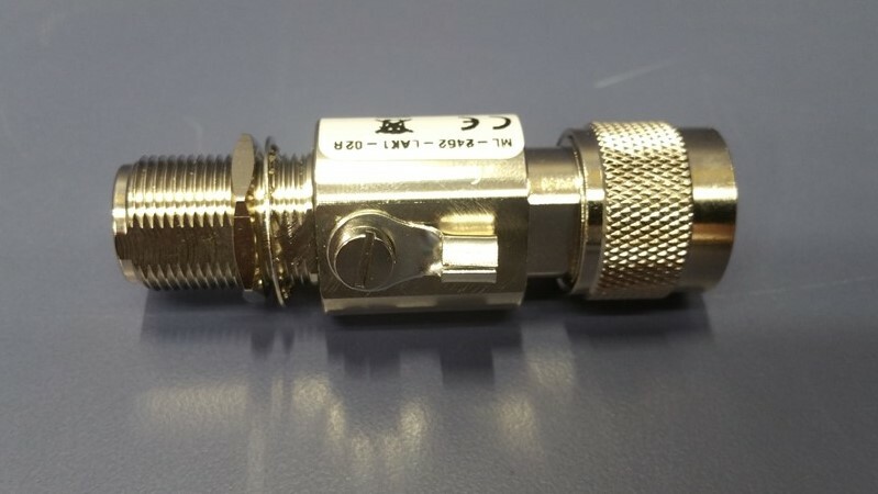Extreme Networks (ML-2452-LAK1-02R) Dual Band Lightning Arrestor