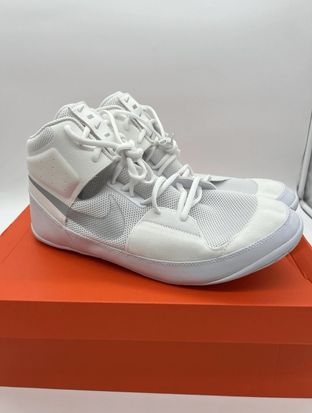 Nike Fury Wrestling Shoes Men's Size 10.5 MMA Combat White Grey AO2416-102