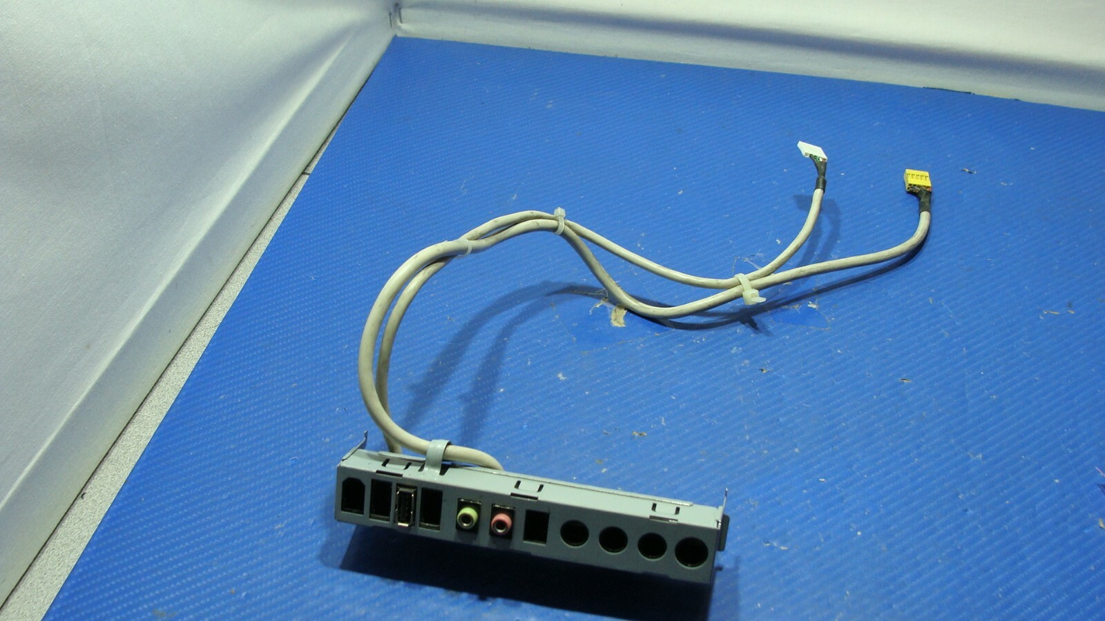 HP Pavilion Elite HPE-270f Desktop I/O Panel Assembly w/Cable 537306-001 ER*