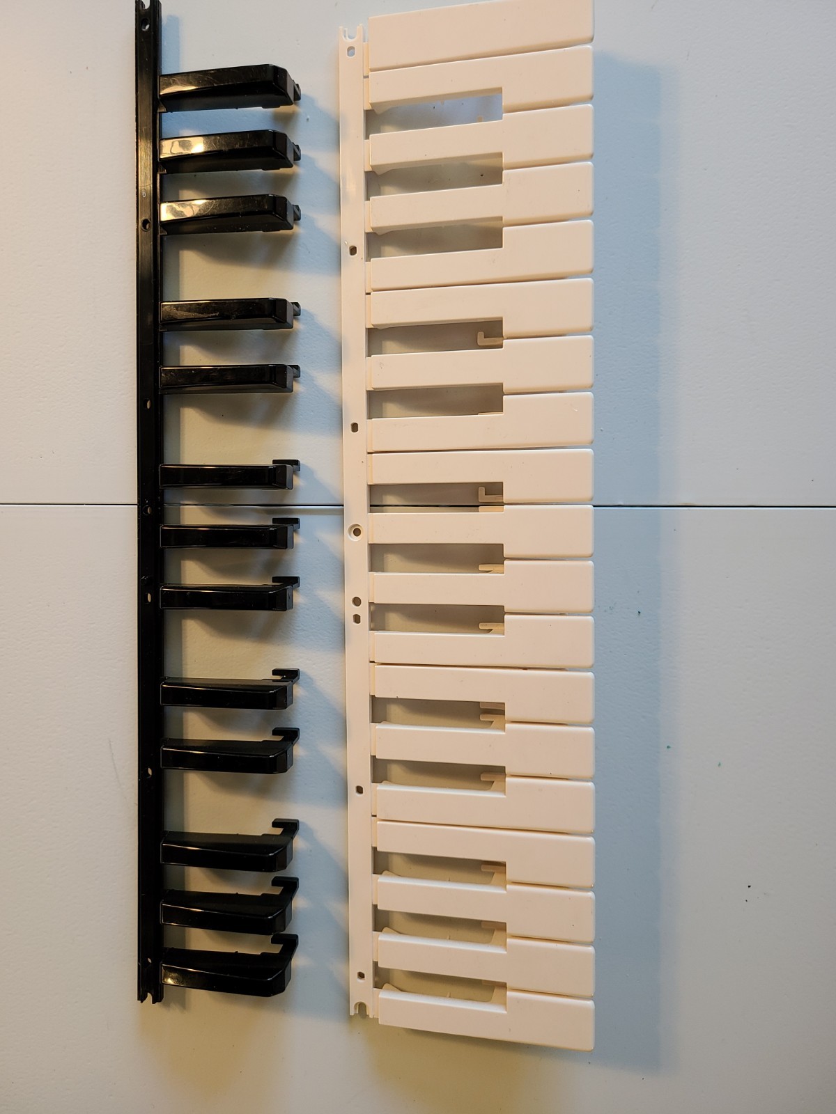 Parts Yamaha  PSS-100 black and white keys