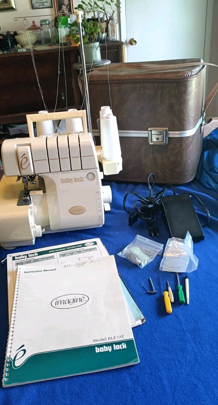 Baby Lock Imagine BLE1AT Electric Serger Sewing Machine Self Threading