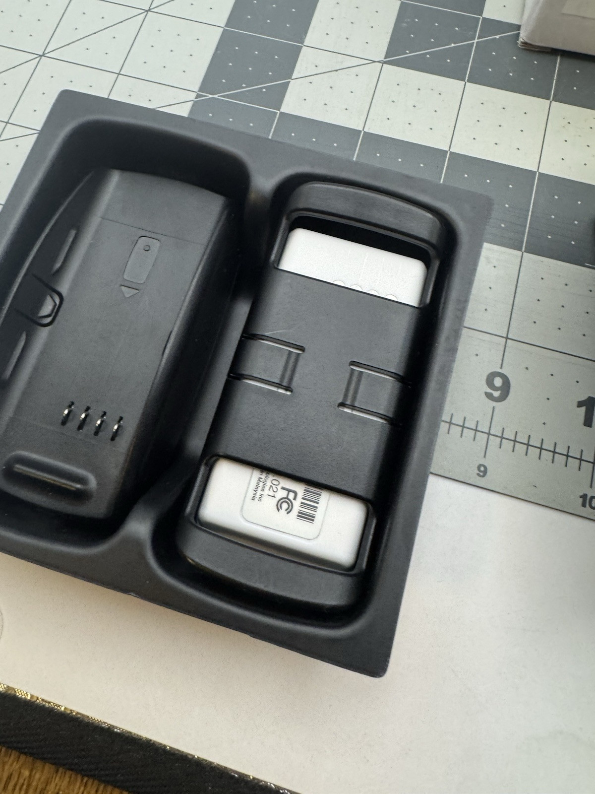 Gibi Pet Dog Location GPS Tracking Service Unit Tracker Locator