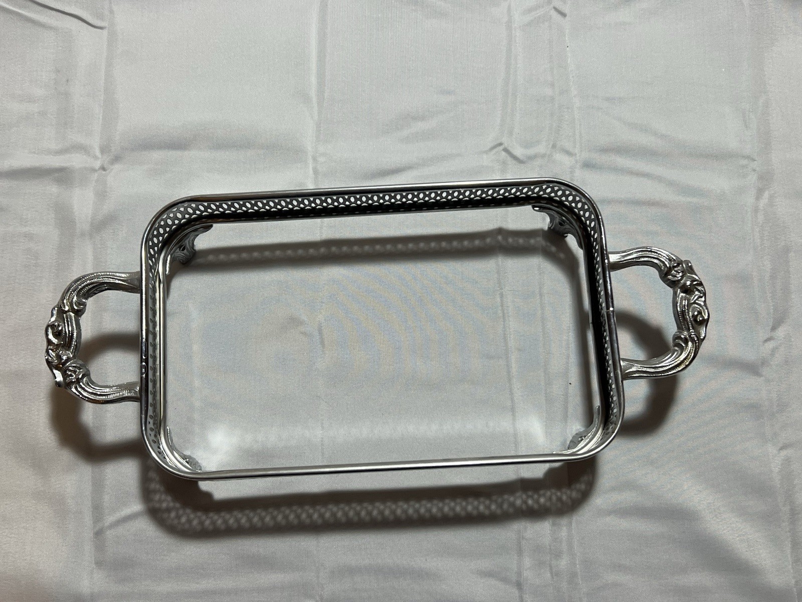 Anchor Hocking 1 qt Glass Bakeware With Serving Tray