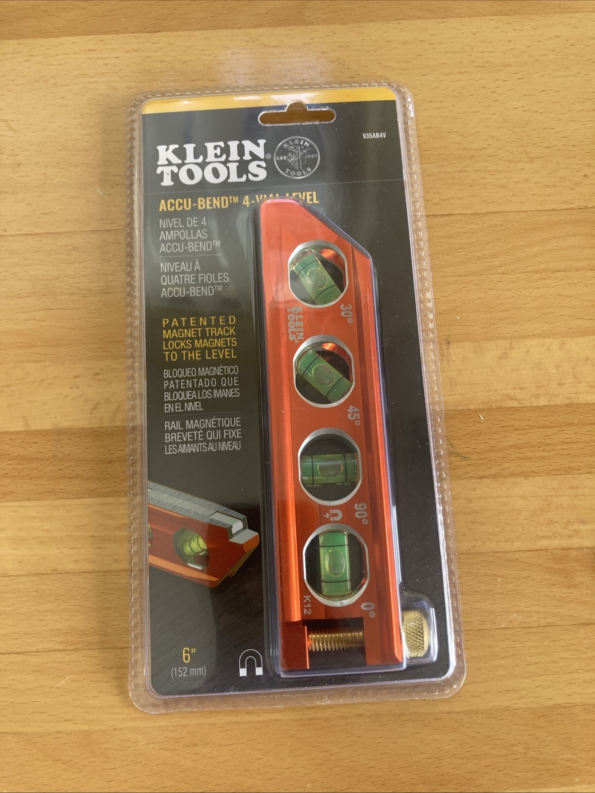 Klein Tools 935AB4V Torpedo Level, Magnetic, 4 Vial for Conduit Bending