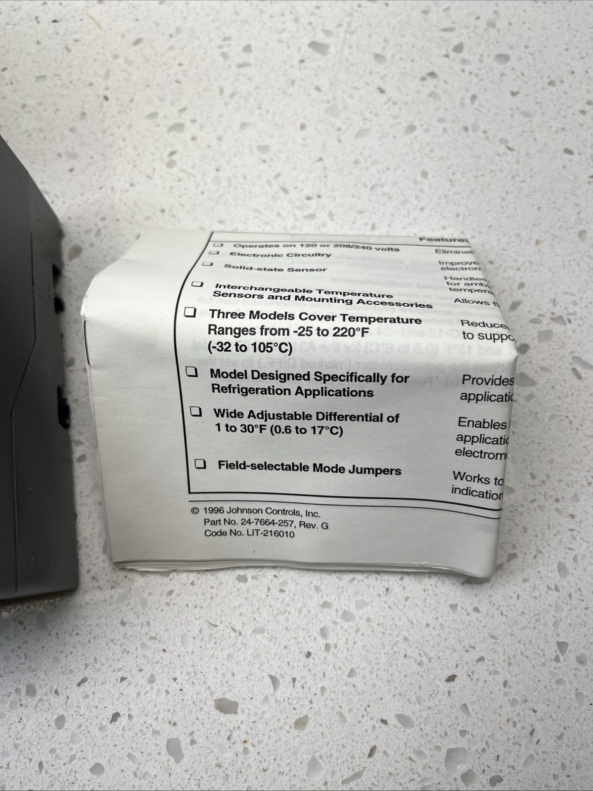 A319ABC-12-10 Johnson Controls Temp. Controller With Sensor