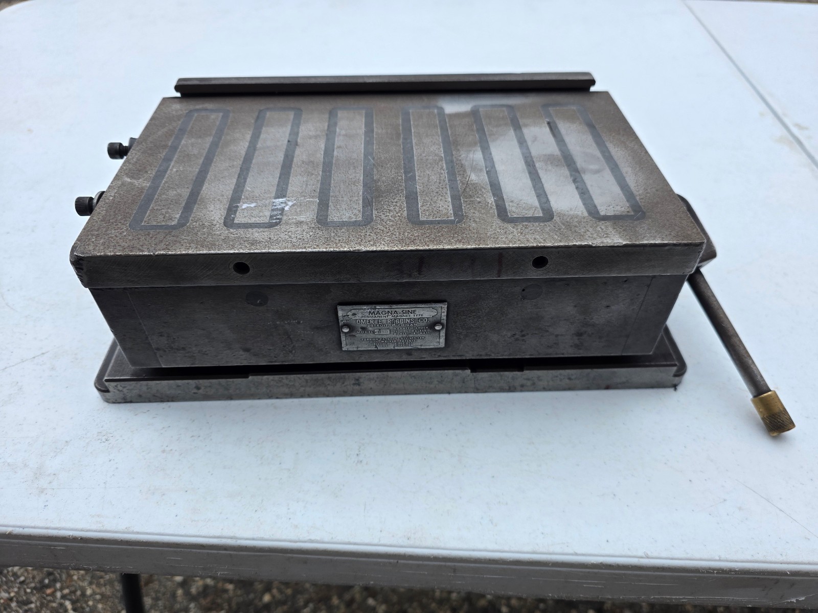 4 Magnetic Chucks