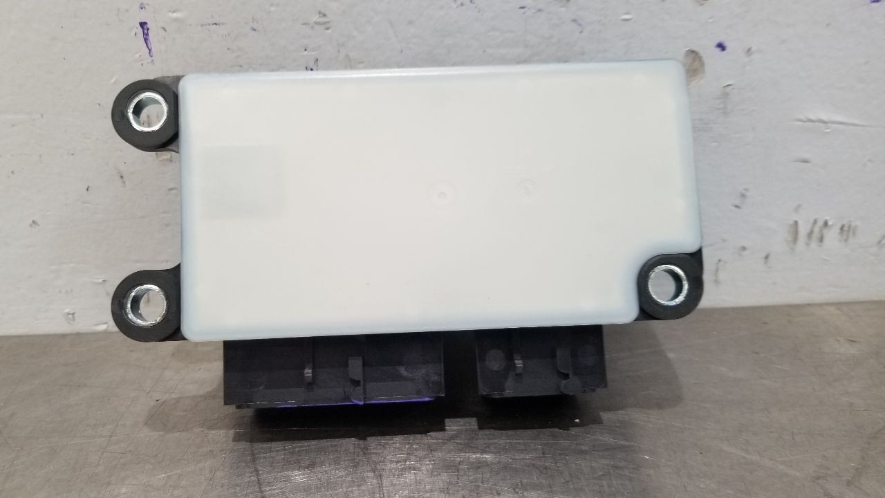 16 CHEVY SILVERADO 2500 SRS BAG MODULE 13594402
