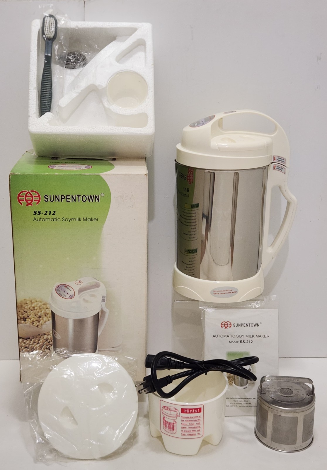 Sunpentown Model SS-212 Fully Automatic 1 1/2 Liter Soymilk Maker Excellent Cond