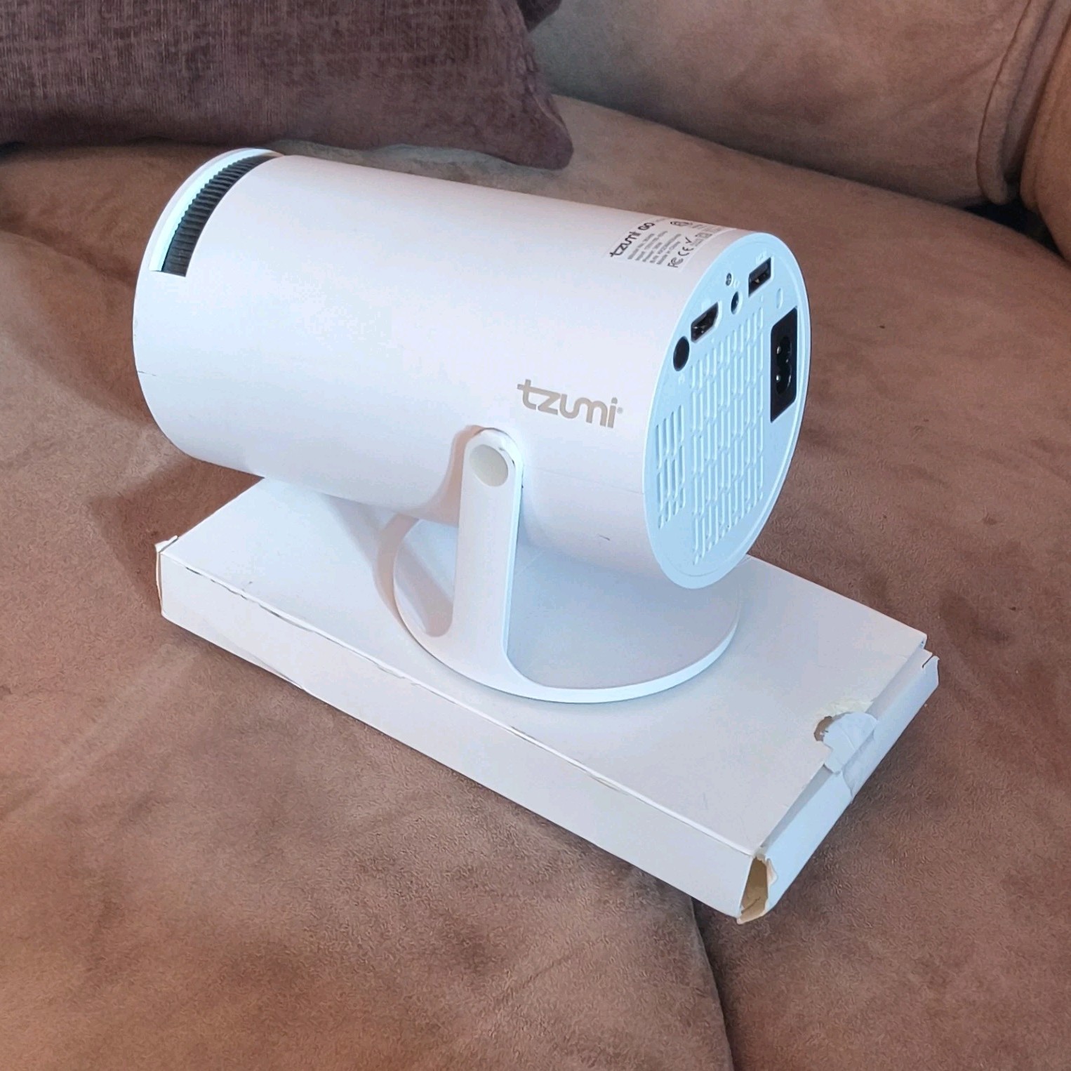 tzumi Go Home Theater Projector White HDMI Standard & USB Ports High Definition