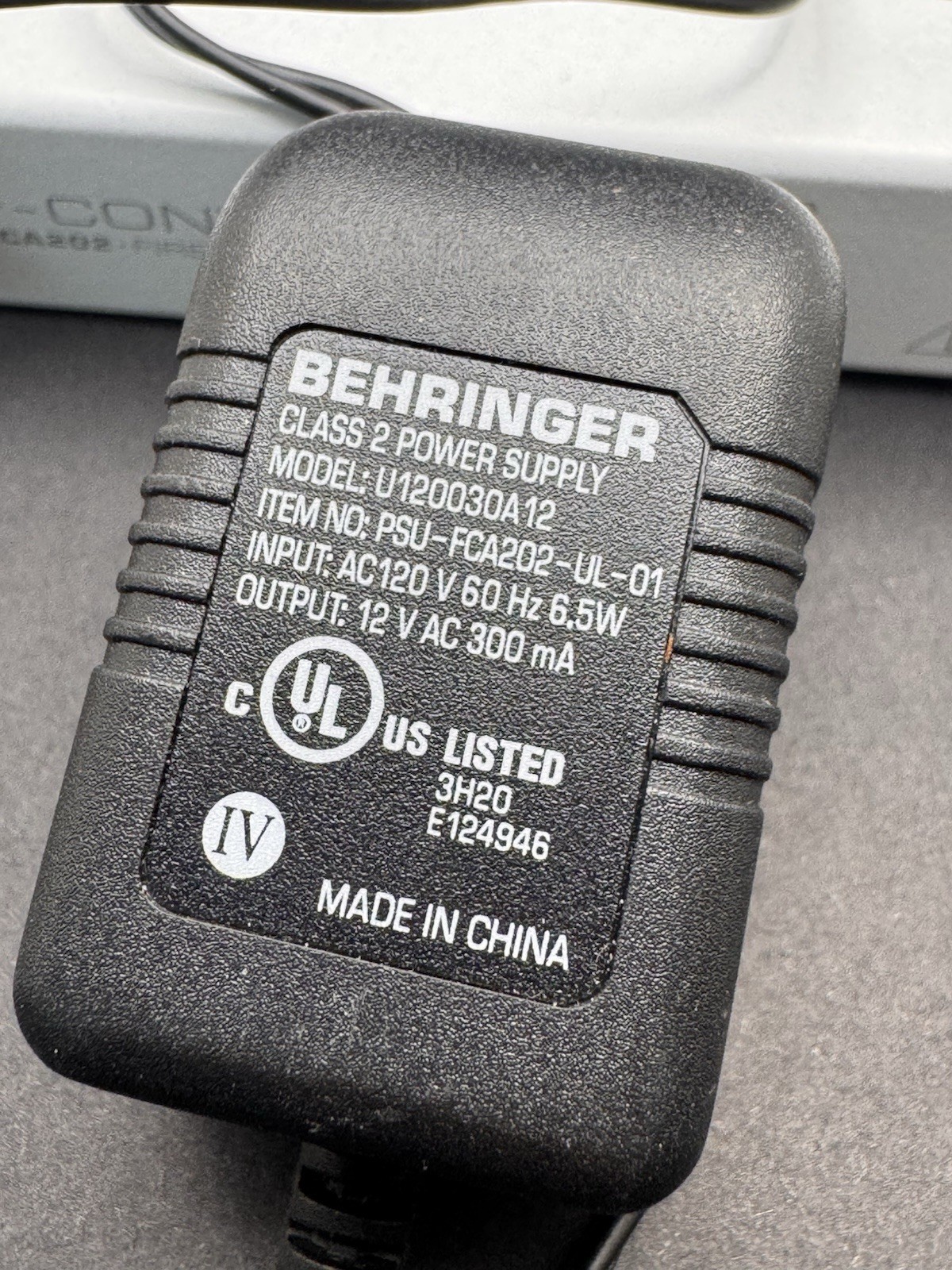 Behringer F-control Audio FCA202 FireWire Audio Interface W/ Power Supply