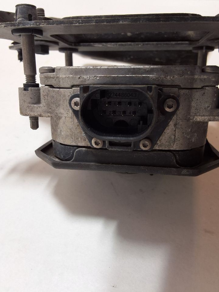 2015 Jeep CHEROKEE Electronic Control Module ECM Cruise Control On Grille