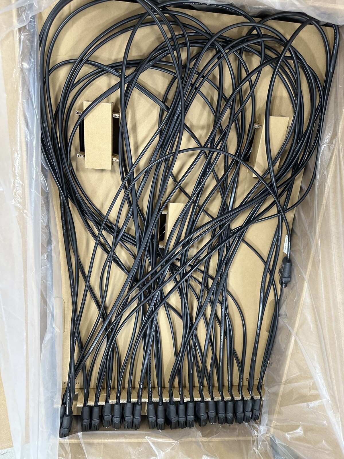 Enphase Q-12-17-240 240V 60 Cell Landscape Trunk Cable  Q Cable- Black