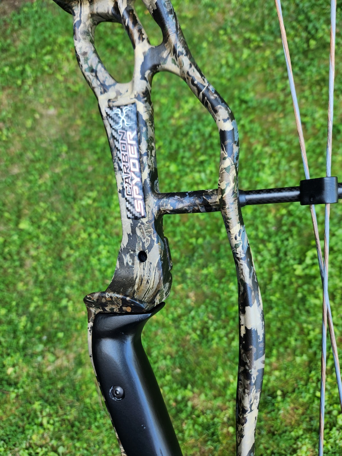 Hoyt Carbon Spyder 34, Custom, Excellent Condition