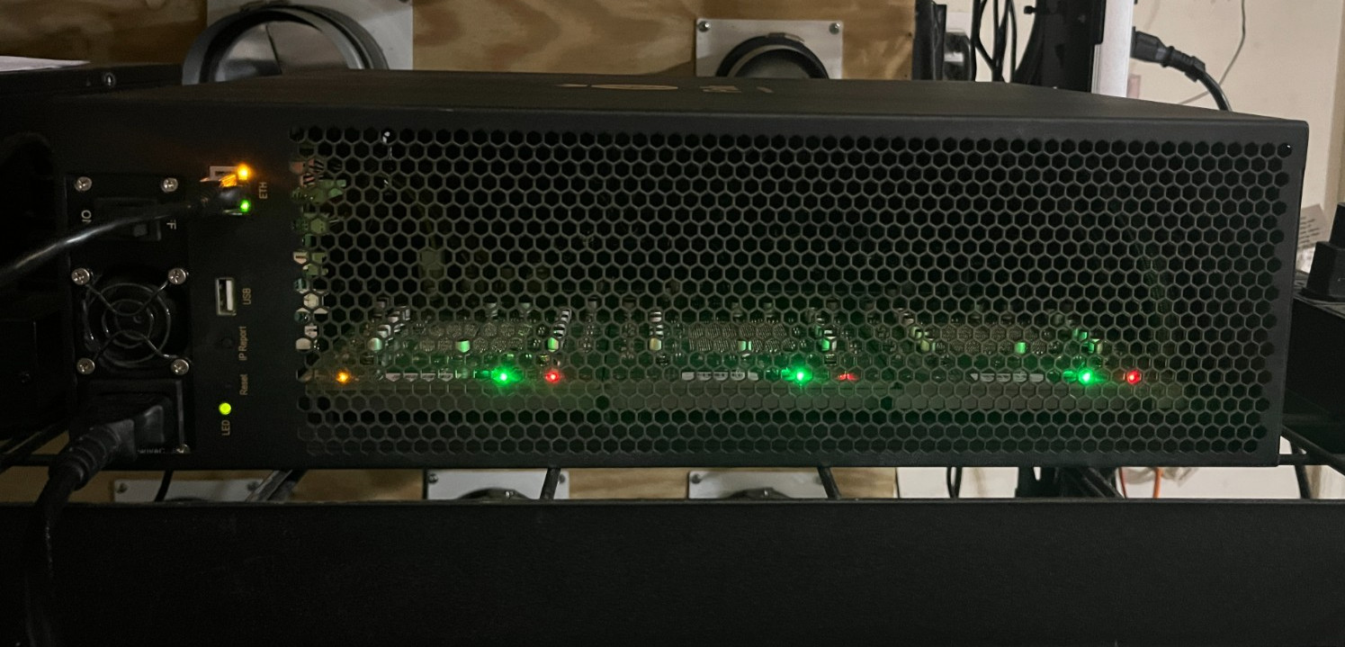 iPollo V2H 3800M 475W Hydro Miner ETC OCTA ASIC Home Miner