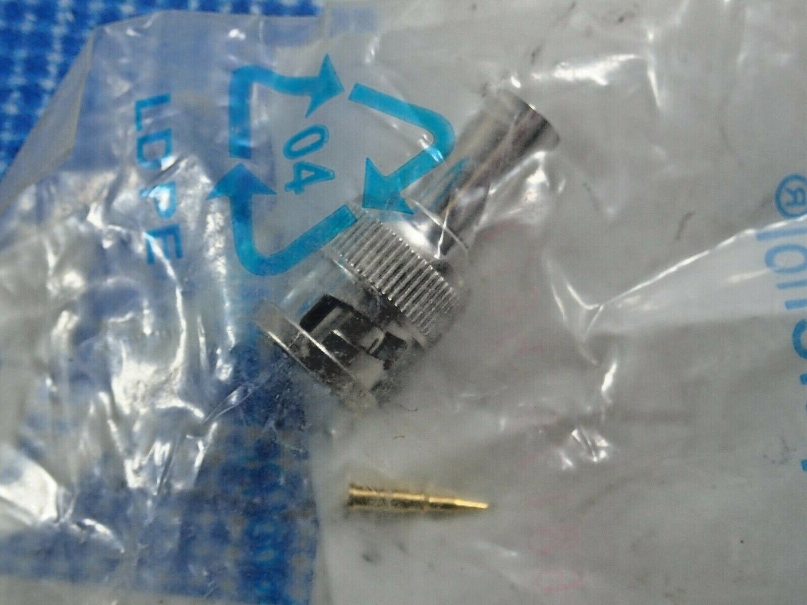 AMPHENOL 68175-5RFX NEW CRIMP PLUG