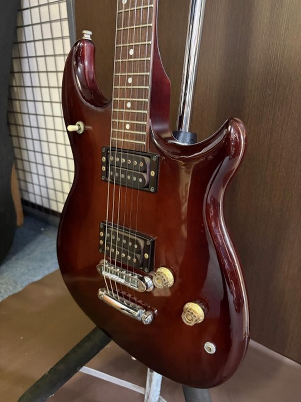 YAMAHA SF5000 Electric Guitar