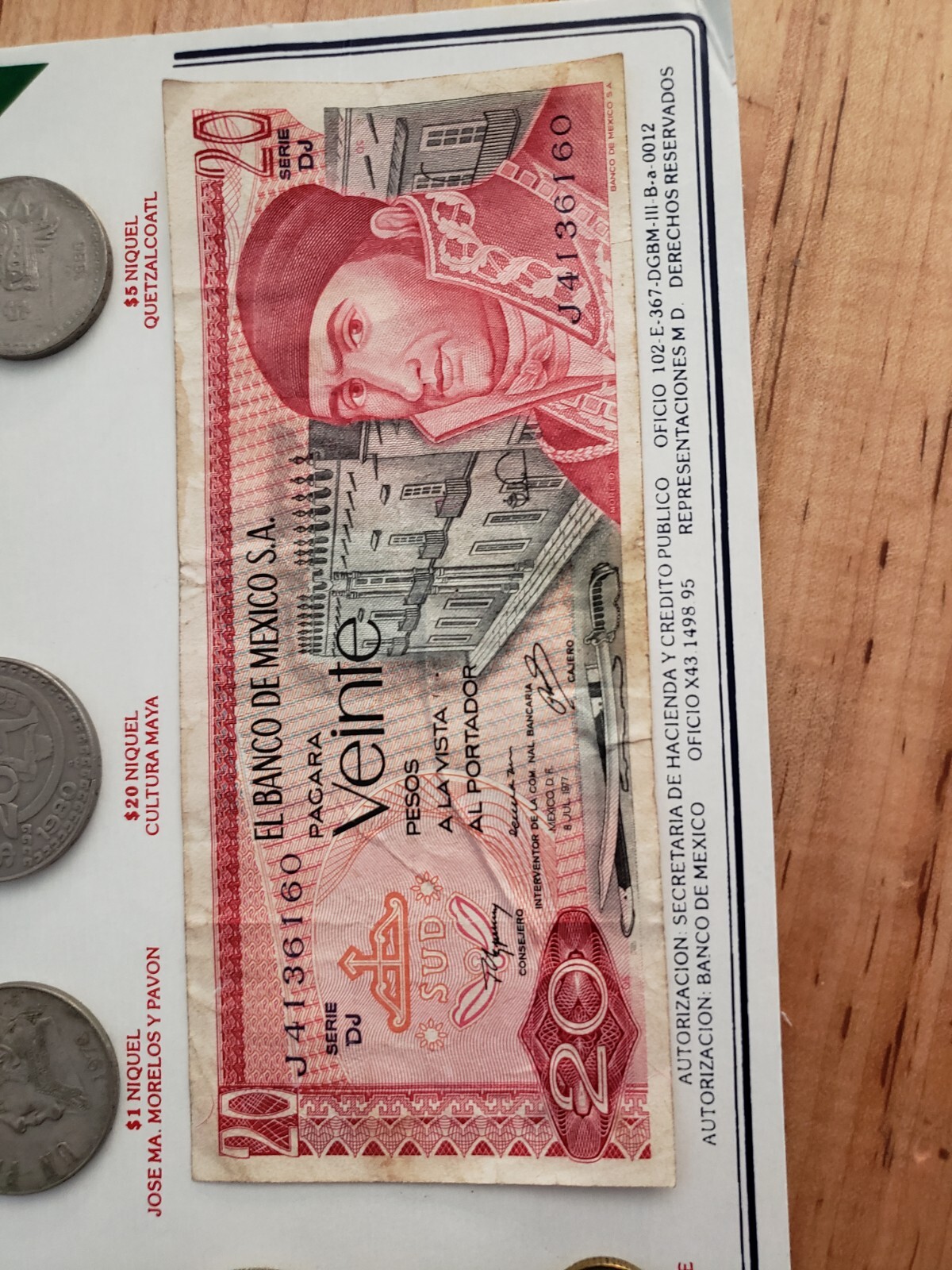 Banko de Mexico authorized money collection