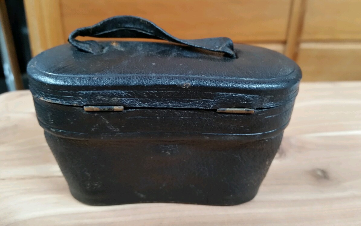 1880 lamare opera glasses with leather case
